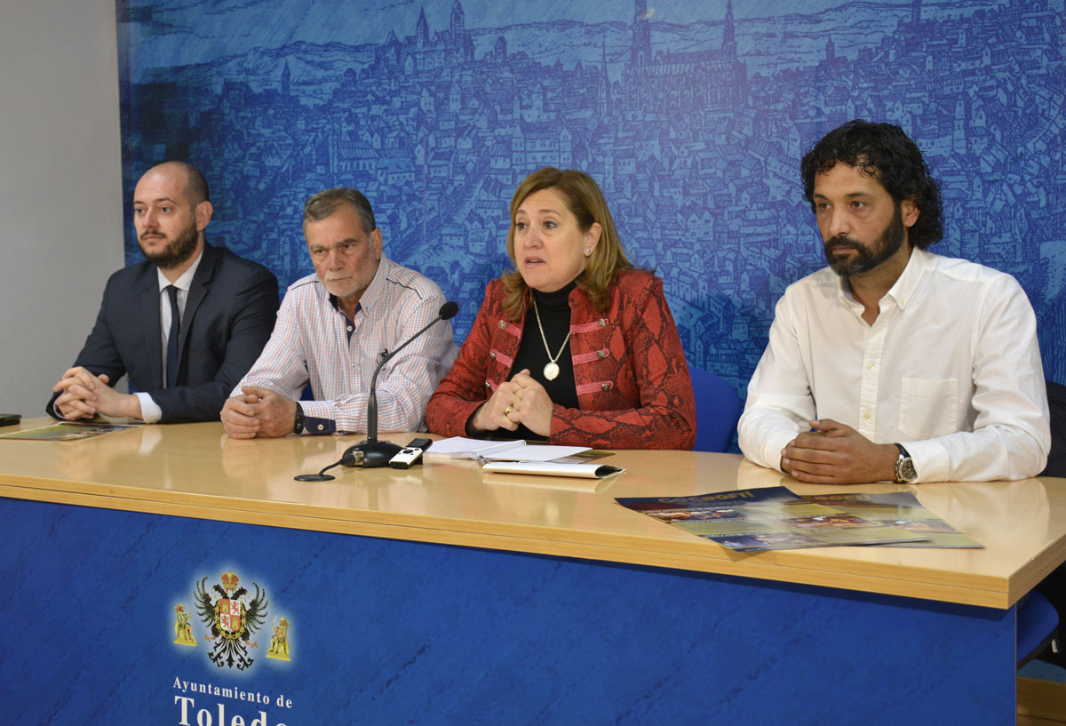 Rosana Rodríguez presentando los talleres de artesanía que habrá durante Semana Santa en Toledo.