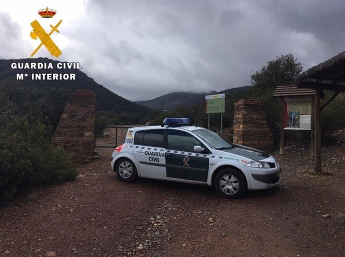 La Guardia Civil rescató a la mujer senderista en Los Navalucillos