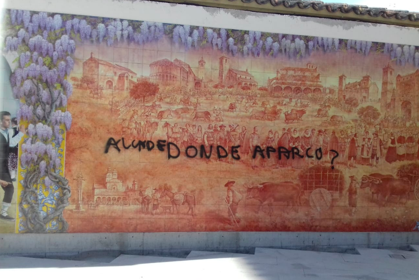 Pintada en un mural de cerámica dedicado a Las Mondas, en Talavera