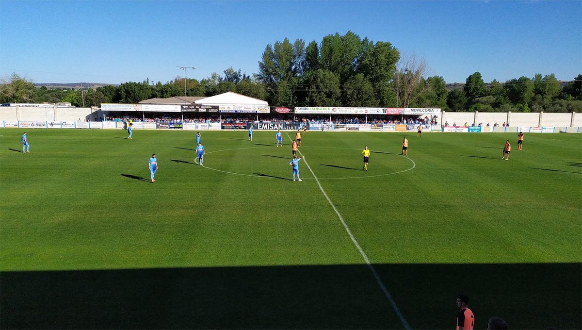 Poco antes de empezar el duelo Coria-Villarrubia