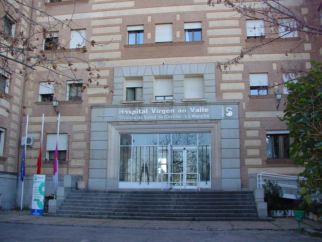 Sanidad pública Fachada del Hospital Virgen del Valle.