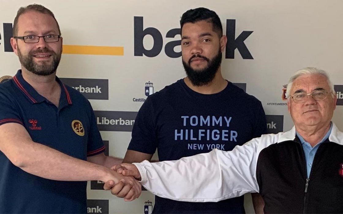 El lateral brasileño Thiago Alves cumplirá su quinta temporada en el Liberbank Cuenca