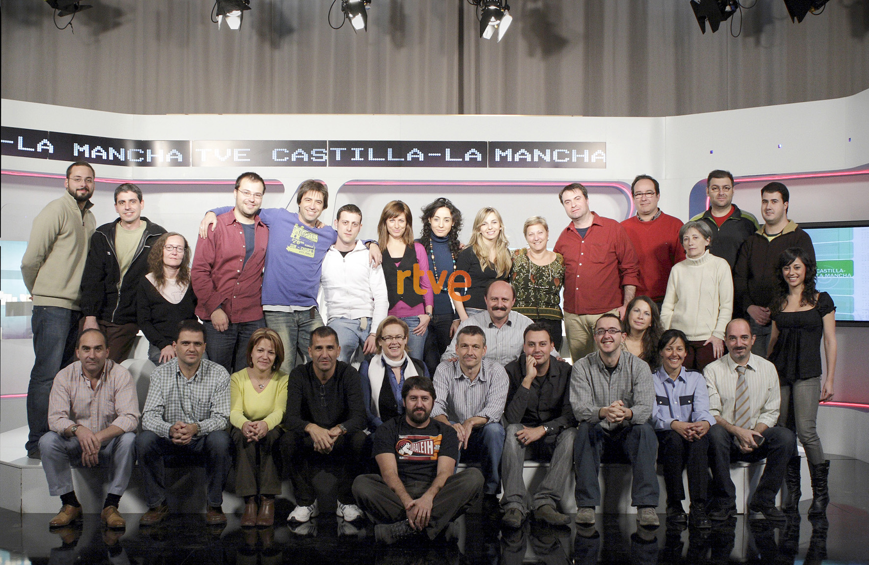 Imagen de 2008 de la plantilla del centro territorial de TVE en CLM.