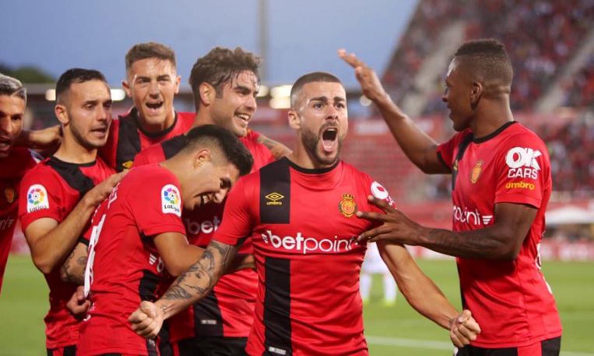 Dani Rodríguez, festejando el gol que le marcó al Albacete