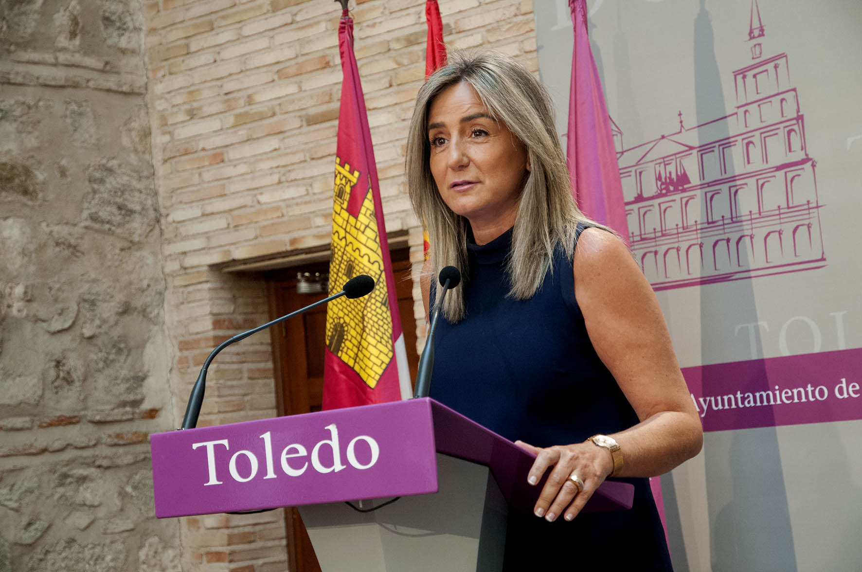 Tolón, durante la rueda de prensa en la que ha dado a conocer el nuevo Gobierno municipal de Toledo.