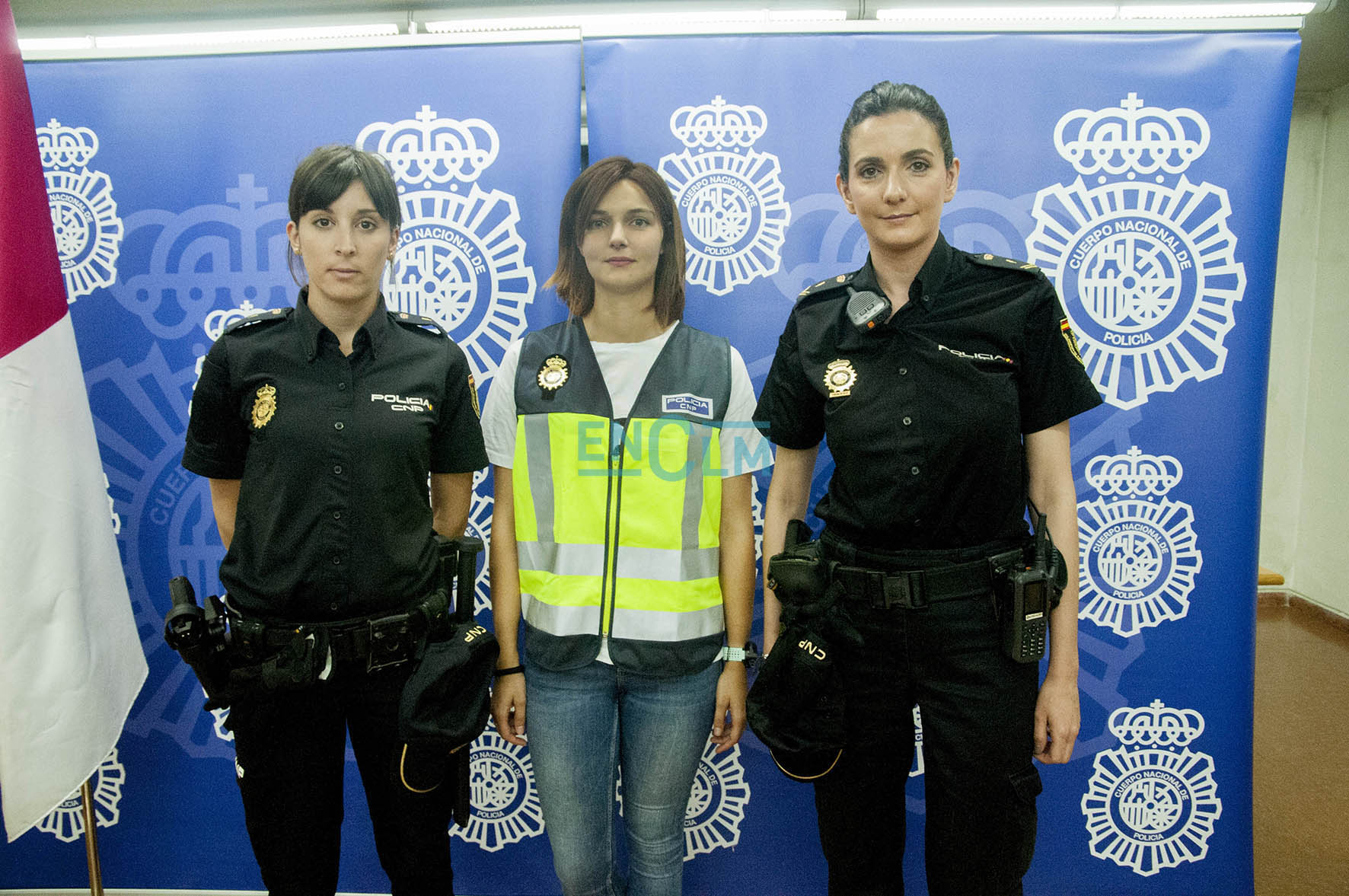 Paula, Azahara y Carolina, las tres tenían muy claro desde pequeñas que querían ser policías nacionales. Como así ha sido.