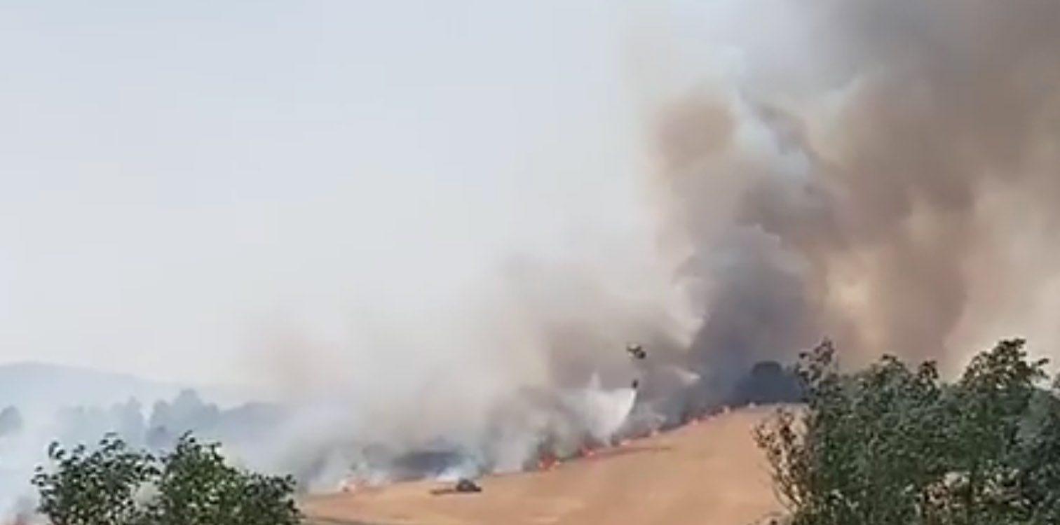 Villar de Olalla Tareas de extinción durante el la tarde del jueves 27.