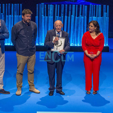Cipriano González recibió uno de los premios Excelente 2019 de ENCLM.