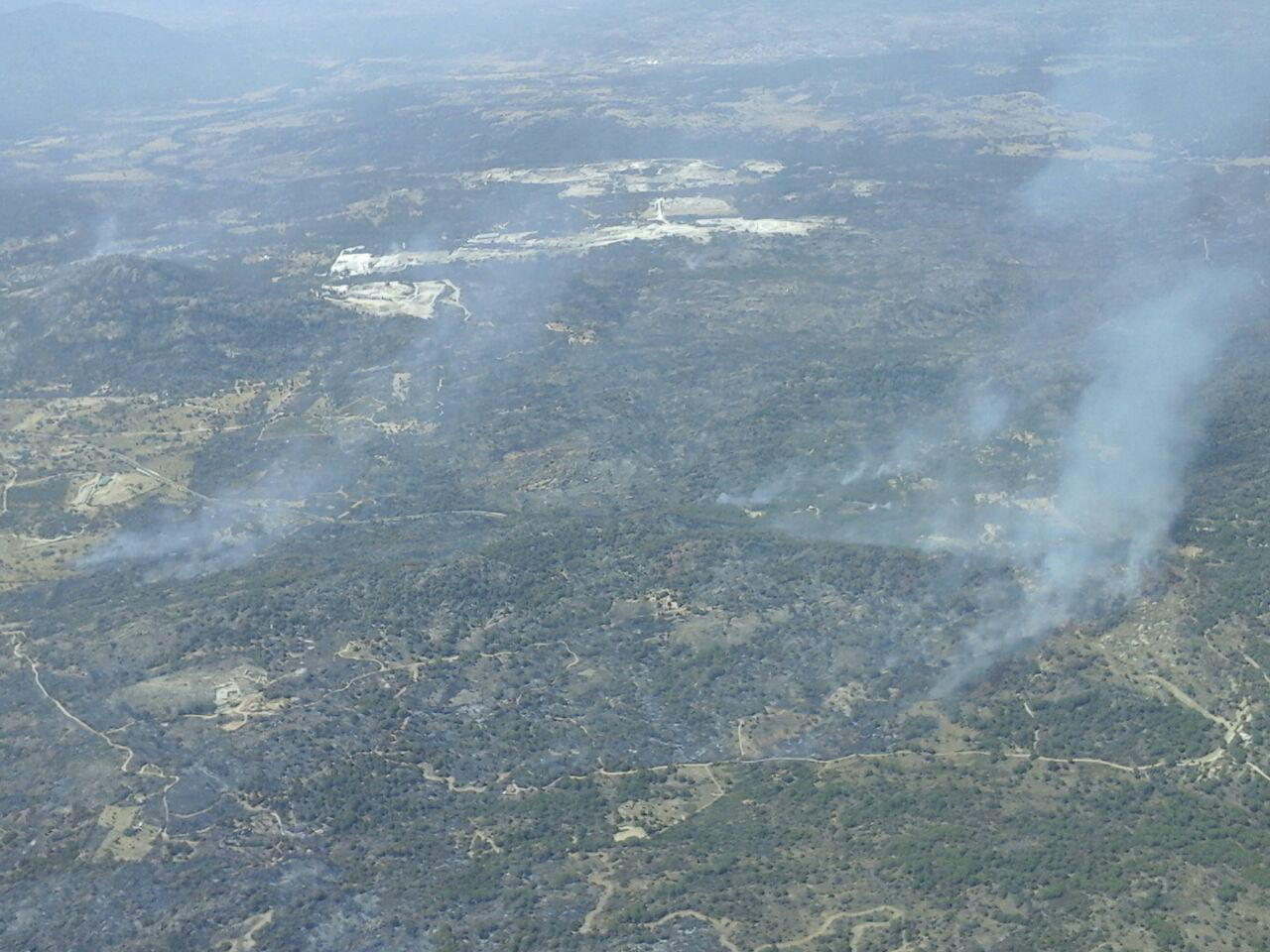 Imagen del incendio que afecta a Almorox y Cadalso.