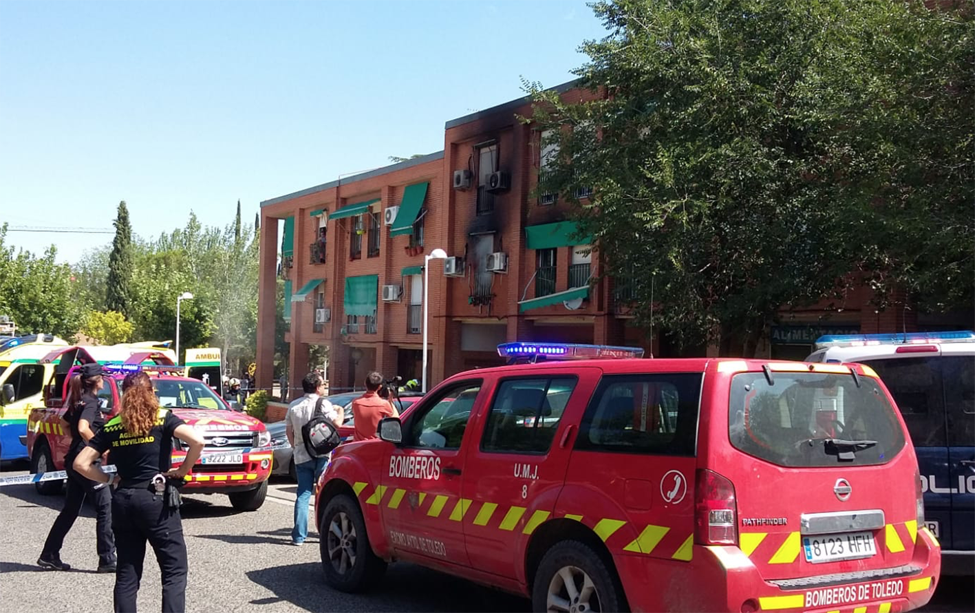 El piso que se ha incendiado está en el número 11 de la calle Río Bullaque, en el Polígono de Toledo.