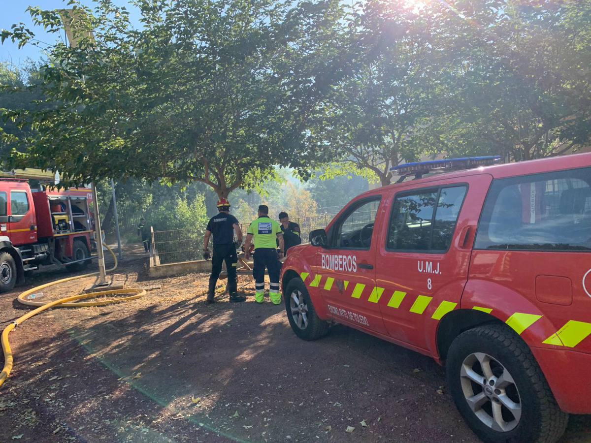 Imagen del incendio que afectó el sábado a la ciudad de Toledo.