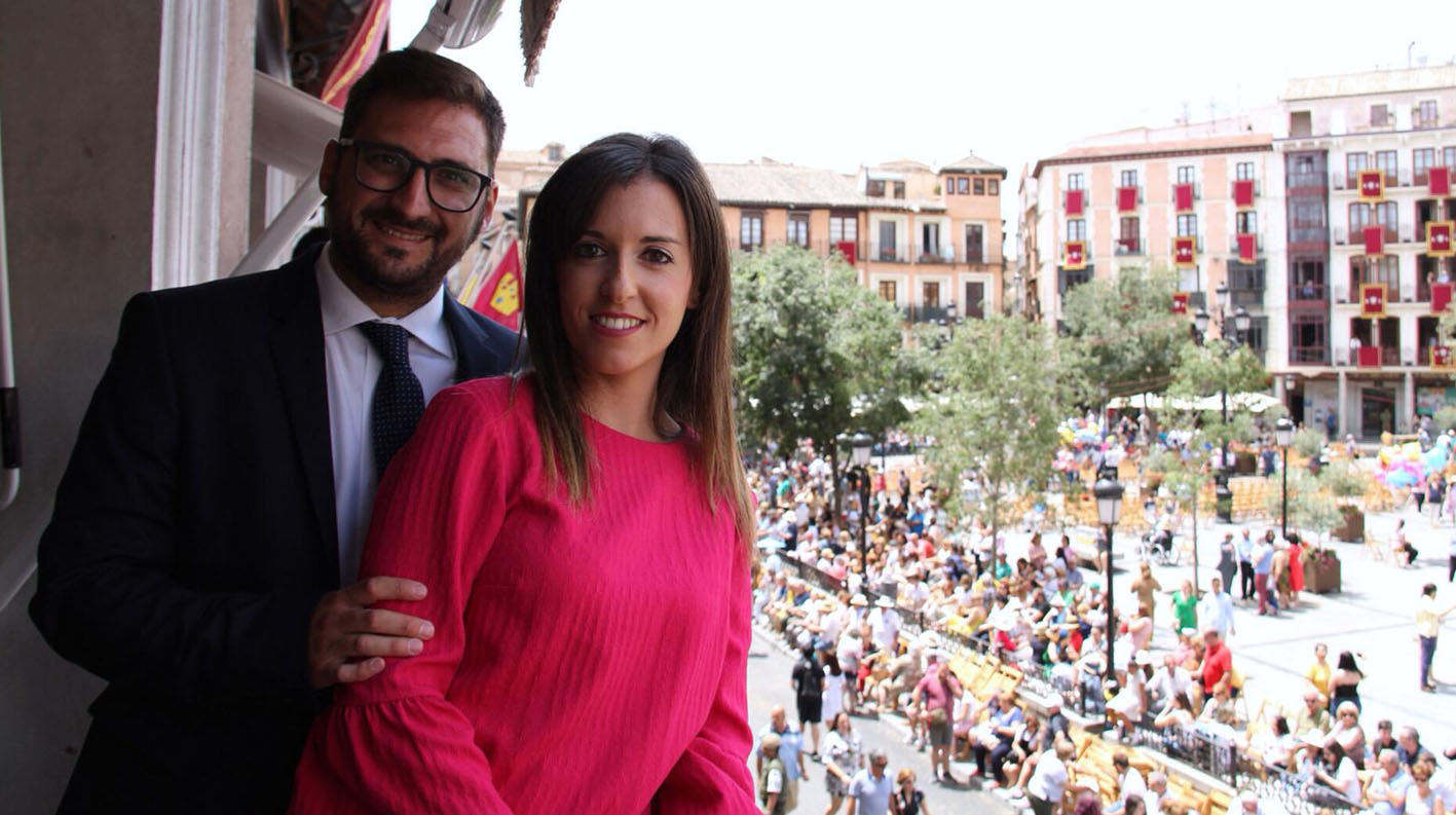 Jorge Fraile y Sandra García, en la procesión del Corpus, en Toledo.