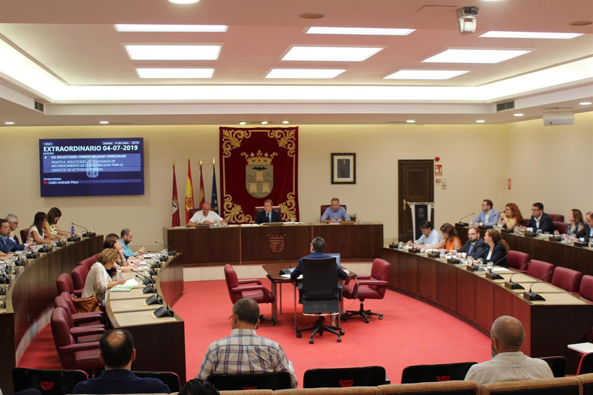 Pleno extraordinario en el Ayuntamiento de Albacete.