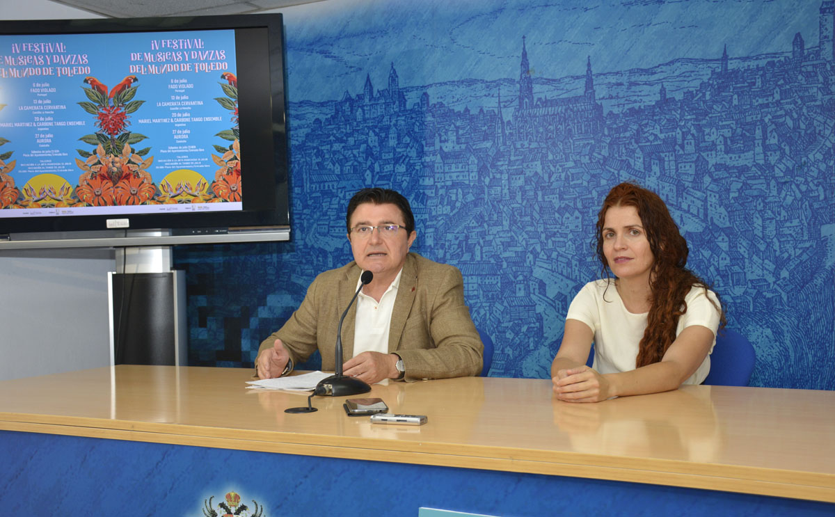 Teo García y Ana Alcaide han presentado el IV Festival de Músicas y Danzas del Mundo de Toledo.