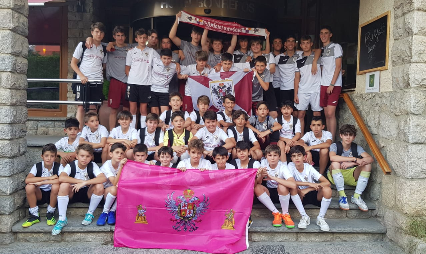 Los chicos del ToletvmSala en sus diferentes categorías disfrutaron de unos días deportivo y sociales en los Pirineos.