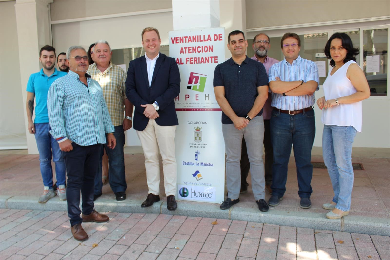 Albacete Vicente Casañ y David Giménez en el centro de la imagen.