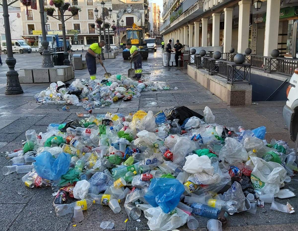 Así estaba ayer la plaza Mayor de Ciudad Real.