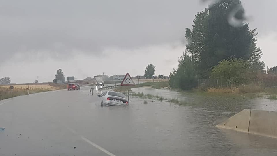 Carretera de "la patata" entre Alovera y Cabanillas.