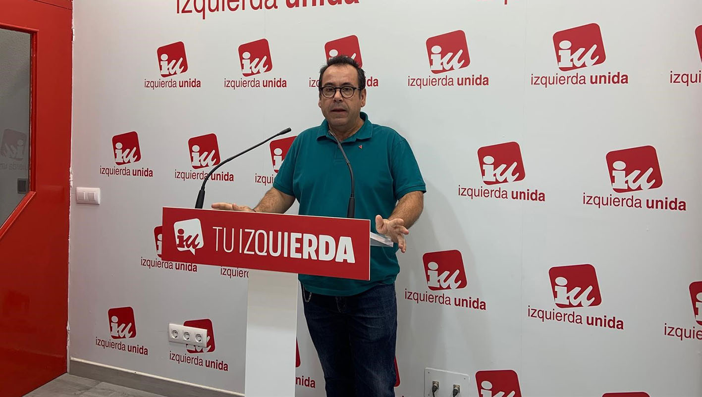 Juan Ramón Crespo quiere que IU también tenga opinión en la Mesa del Agua.