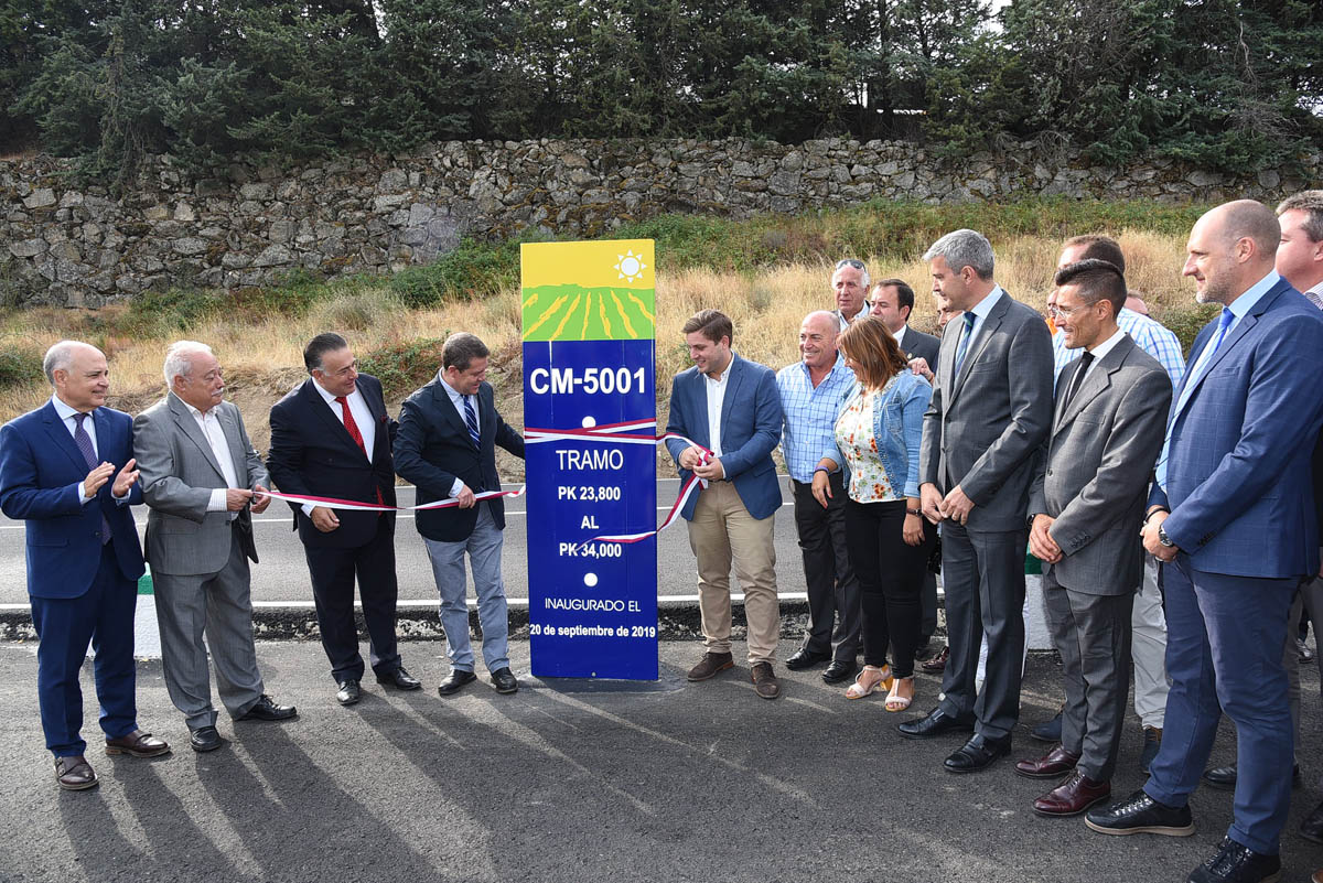 El presidente de CLM ha acudido a esta inauguración.