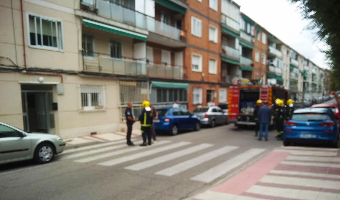 La deflagración de gas se ha producido en una vivienda de la calle Adoratrices.