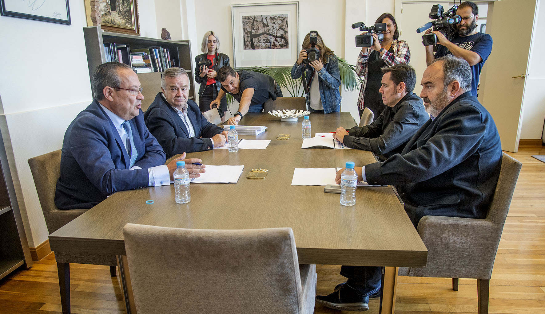 Reunión entre Junta y UGT sobre presupuestos.