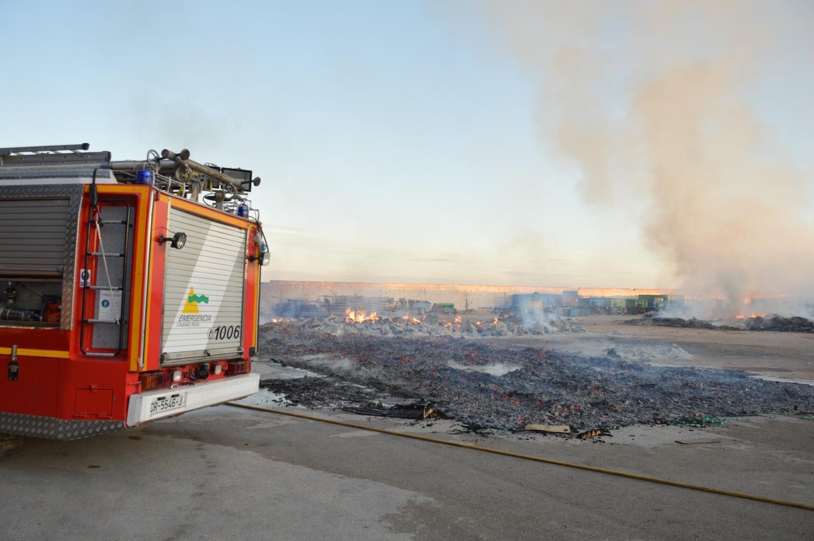 Incendio en una cooperativa de Tomelloso.