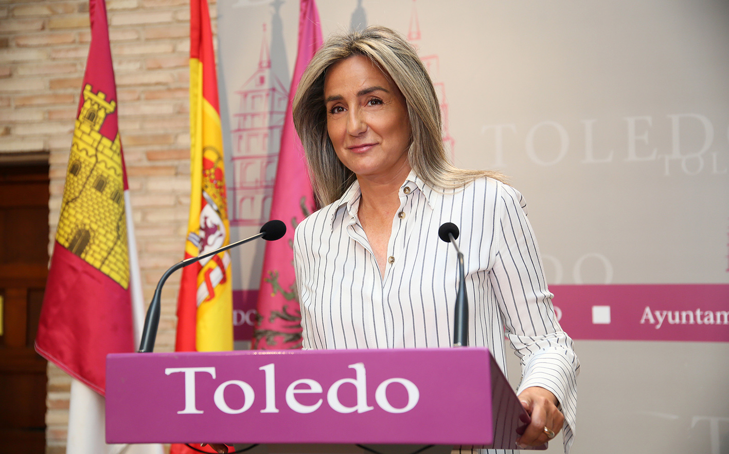 Milagros Tolón, alcaldesa de Toledo, durante la rueda de prensa.