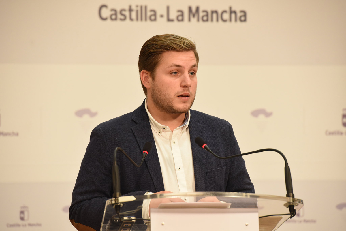 Imagen de la rueda de prensa ofrecida por Nacho Hernando.