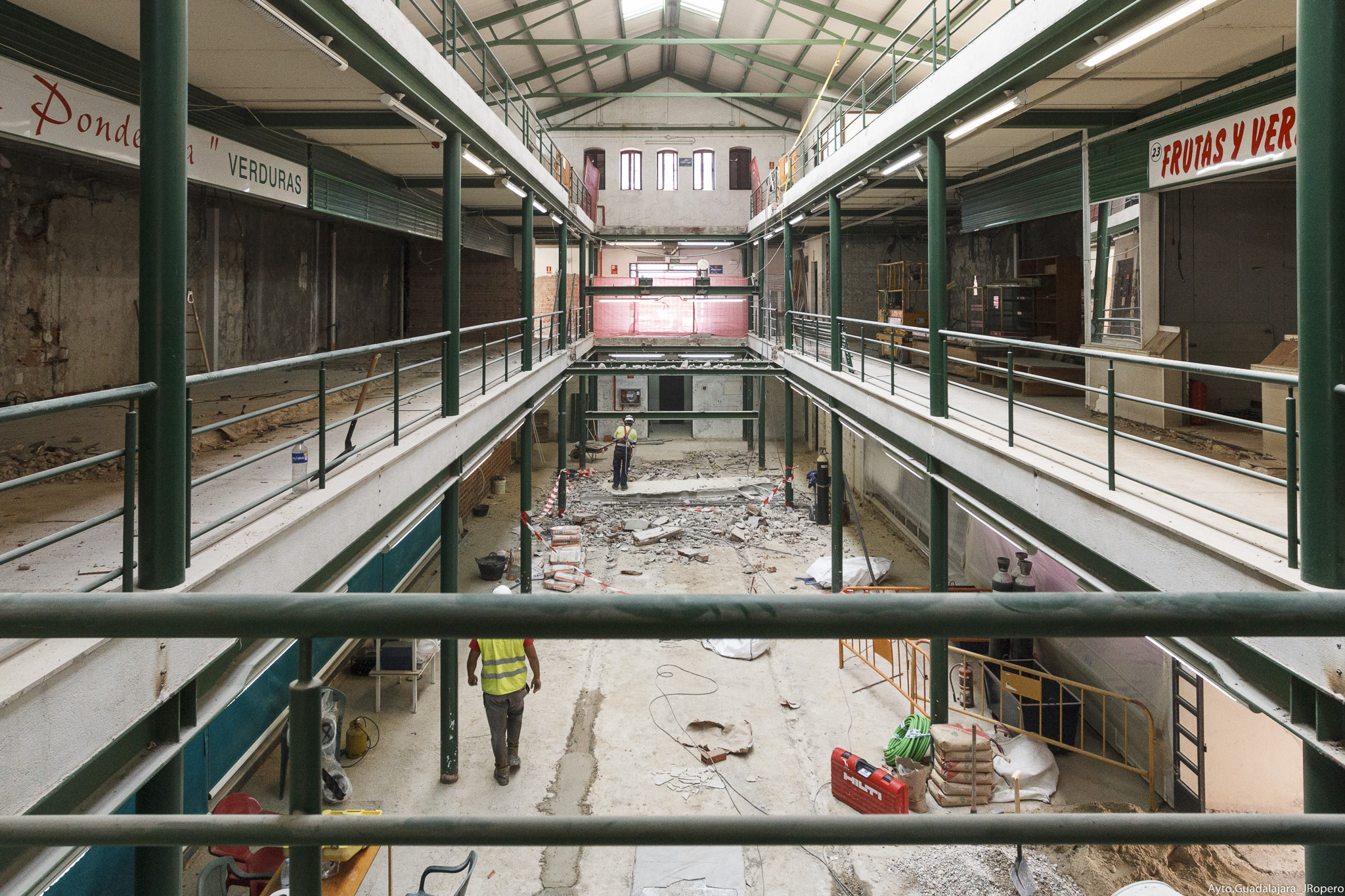 Obras en el Marcado de Abastos de Guadalajara.