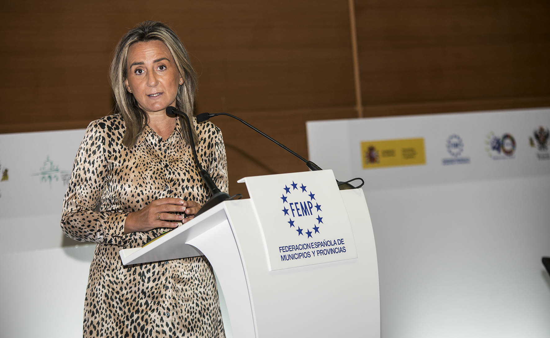 Milagros Tolón, esta mañana durante la inauguración de la jornada "40 años de políticas culturales locales: cultura local, democracia, desarrollo".