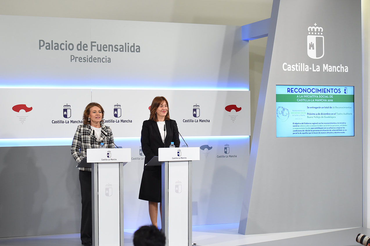 Aurelia Sánchez y Blanca Fernández en rueda de prensa.