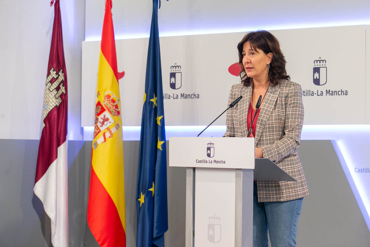 La portavoz del Gobierno de Castilla-La Mancha, Blanca Fernández.