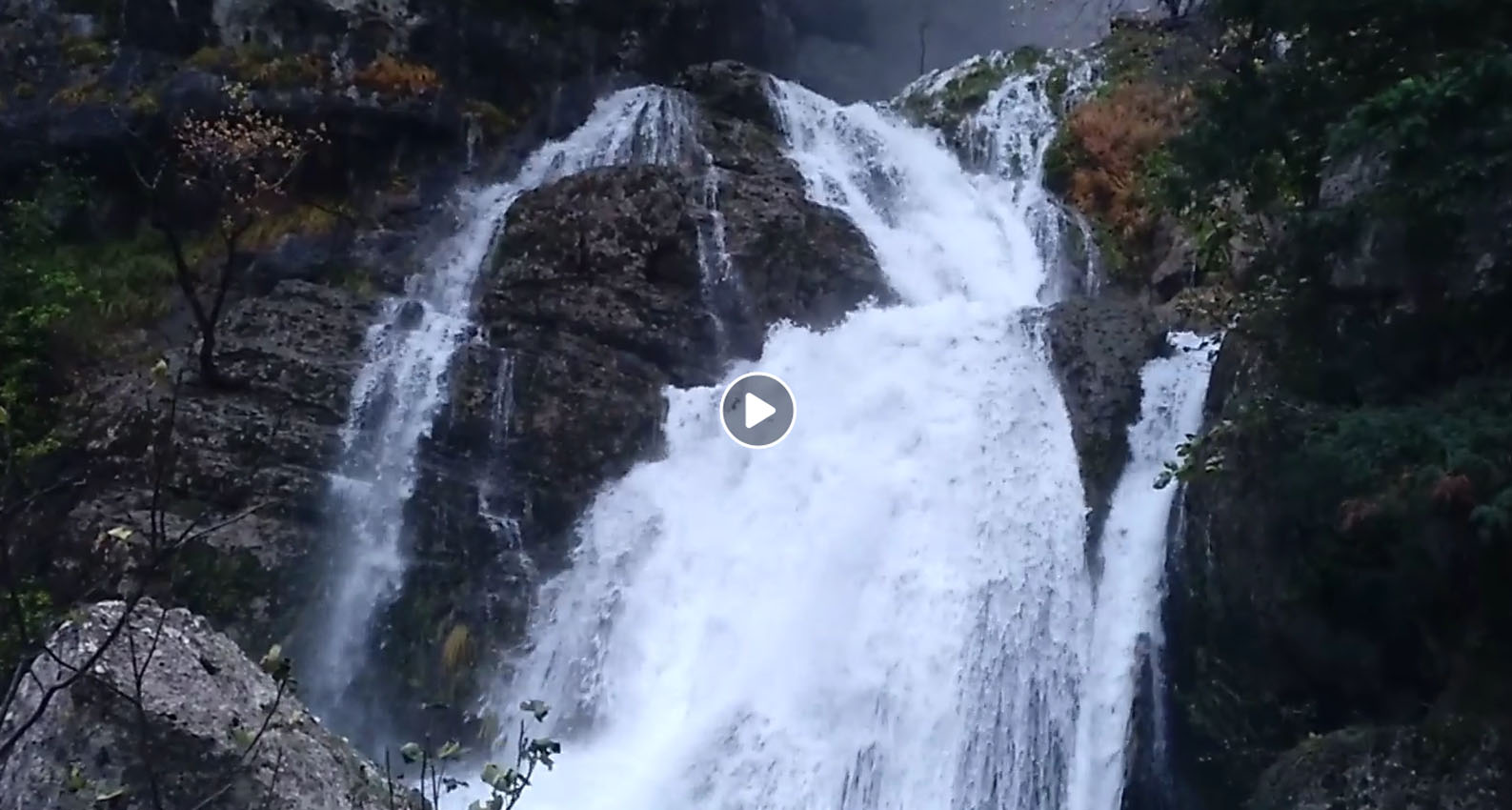 Reventón de los chorros del río Mundo.