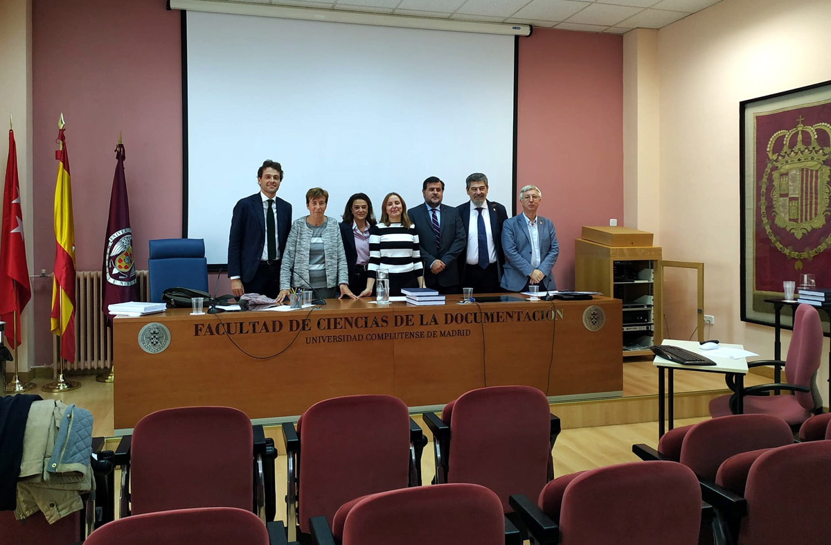Inmaculada García-Cervigón defendió su tesis en la Facultad de Ciencias de la Documentación de la Universidad Complutense.