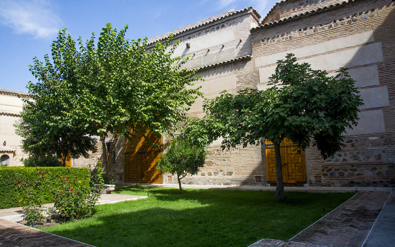 Los jardines del Taller del Moro serán iluminados y podrán ser visitados por todos los que lo deseen.