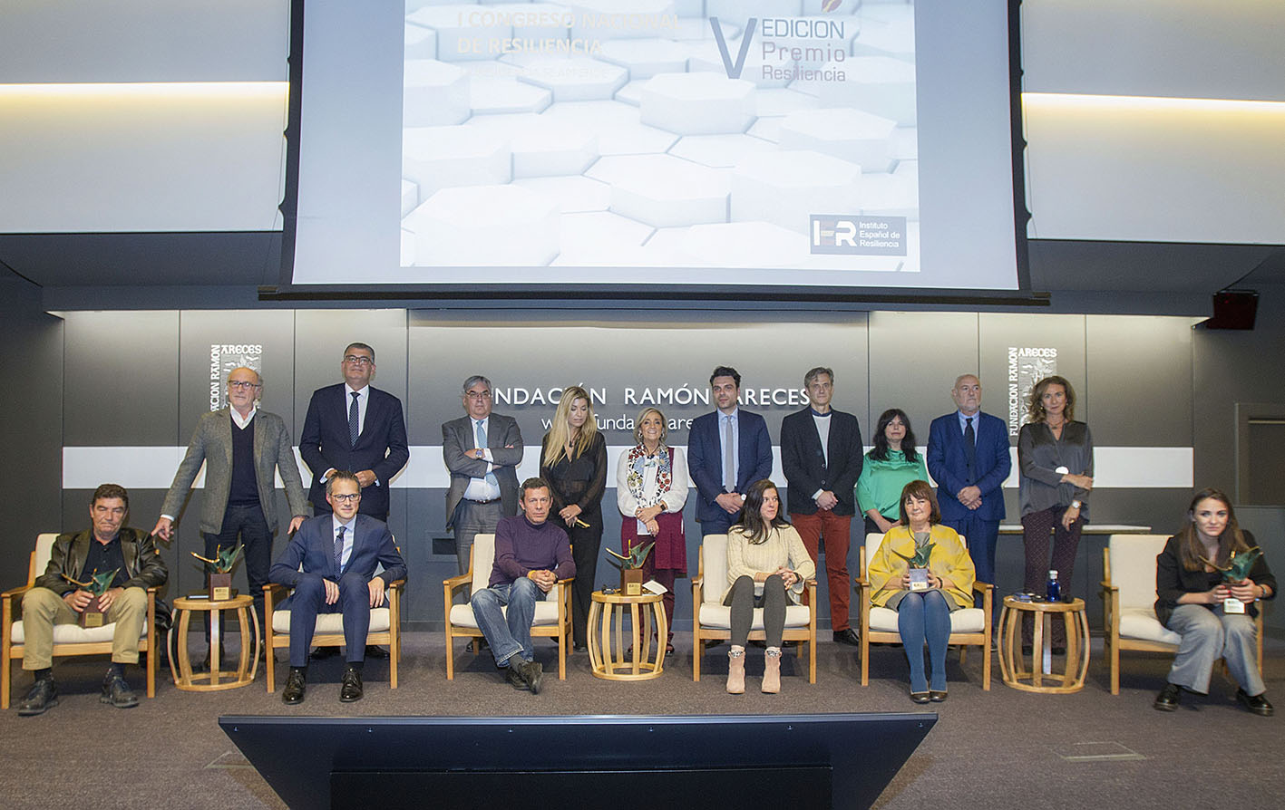 En la imagen, todos los premiados por el Instituto Español de Resiliencia.