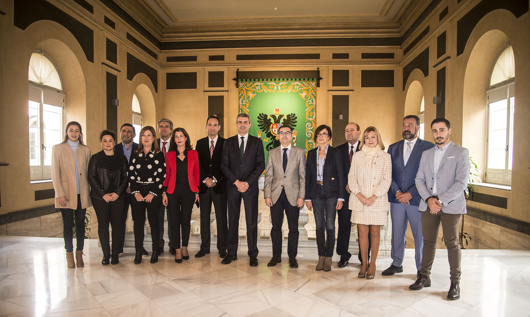 Álvaro Gutiérrez, presidente de la Diputación de Toledo, junto a su equipo de Gobierno.