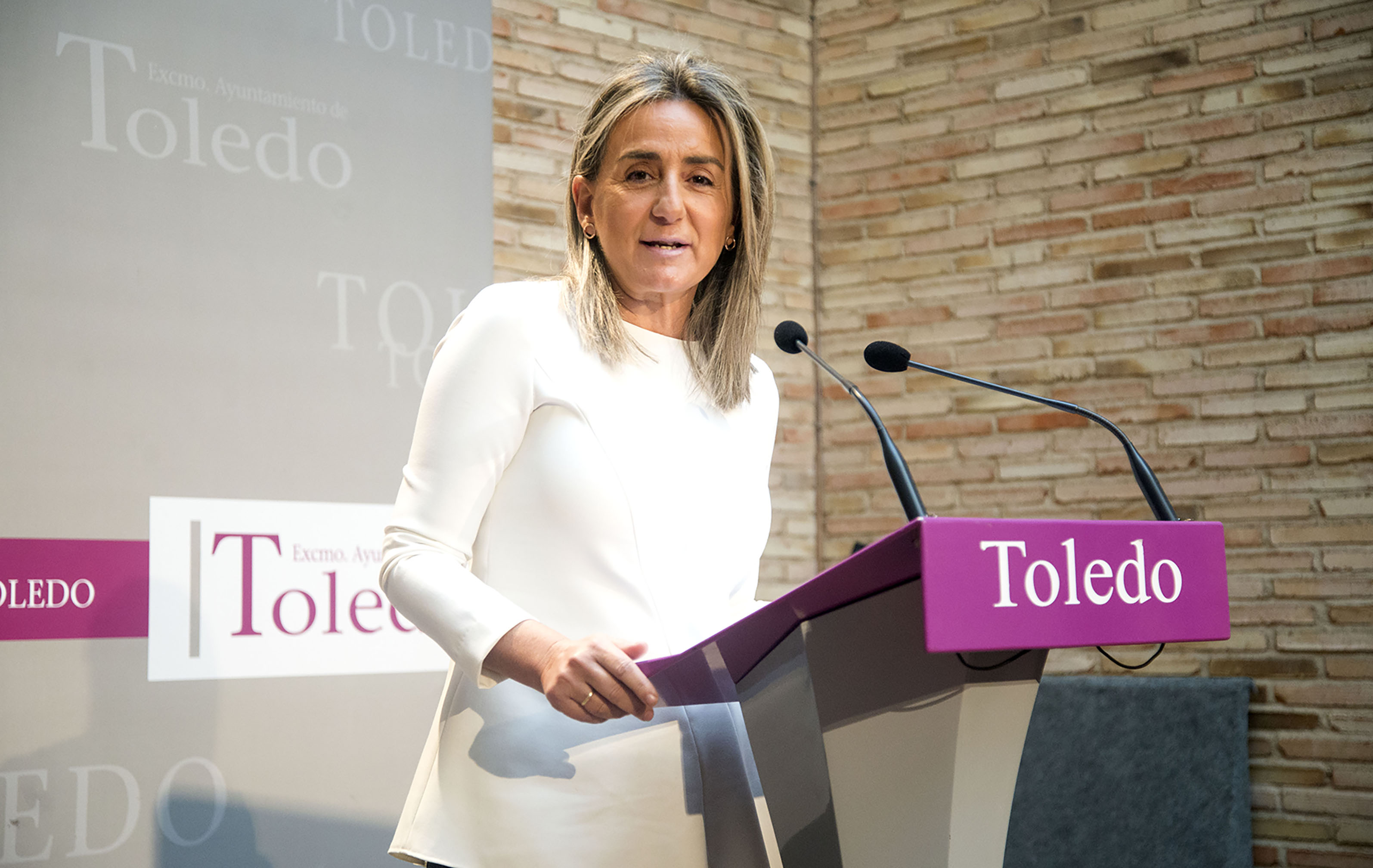 Milagros Tolón, alcaldesa de Toledo, ha anunciado la inversión de cinco millones y las obras que se van a realizar.