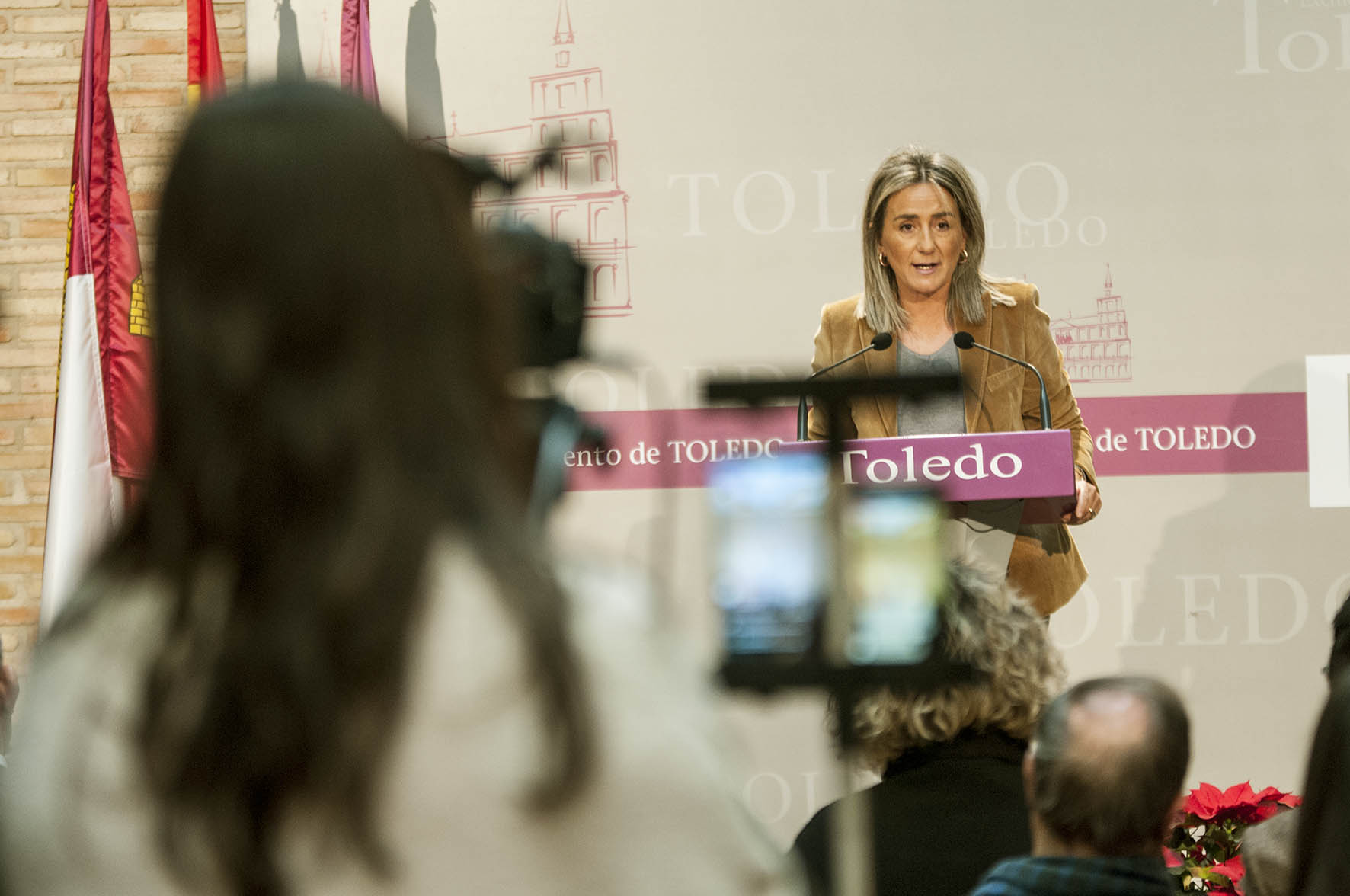 Milagros Tolón, alcaldesa de Toledo, ha anunciado el fichaje de dos expertos urbanistas para que actúen en dos de los proyectos más importantes de Toledo para el presente y el futuro de la ciudad.