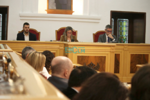 Pleno del Ayuntamiento presidido por la exalcaldesa, Milagros Tolón.