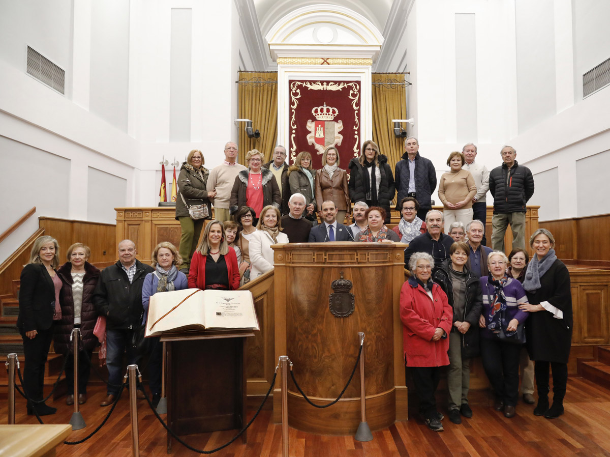 Primera jornada de puertas abiertas en las Cortes de CLM.