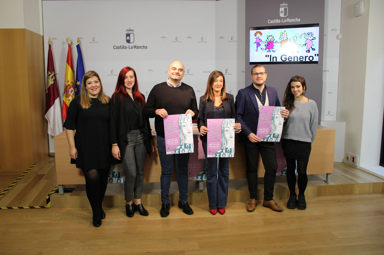 Presentación de la campaña "Por mí y por todas mis compañeras".