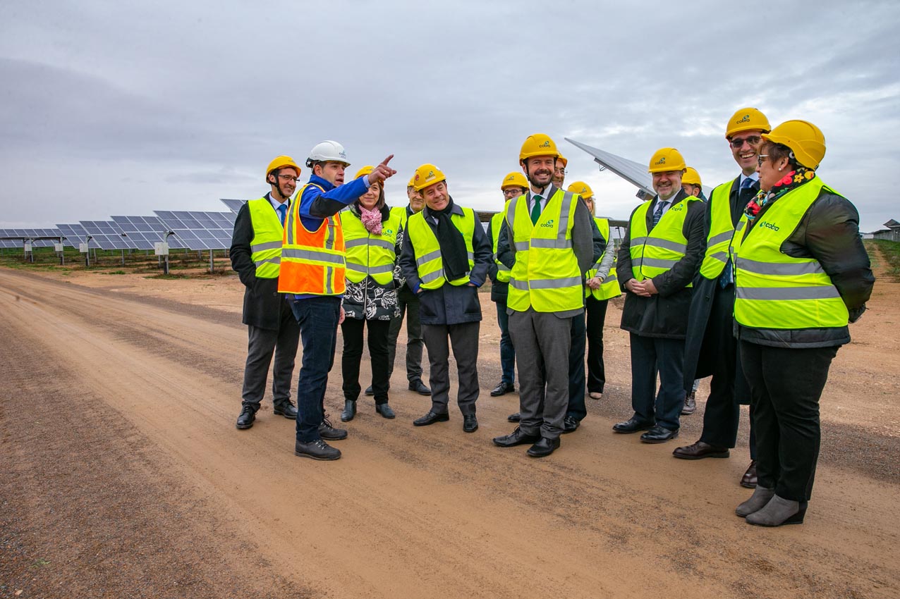 Inauguración de las cuatro plantas fotovoltaicas en Alcázar.