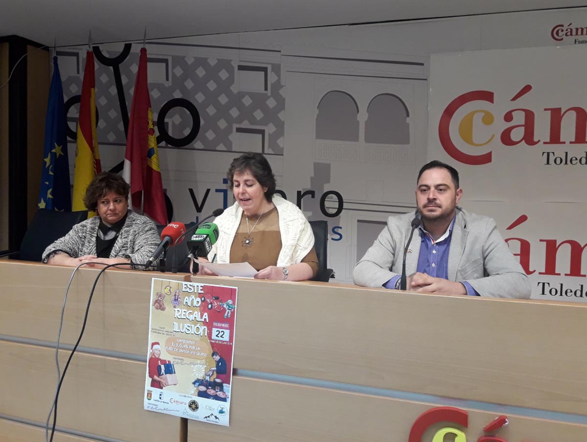 Presentación de la campaña en Talavera donde se cambiará jamón y queso por juguetes y ropa para niños necesitados