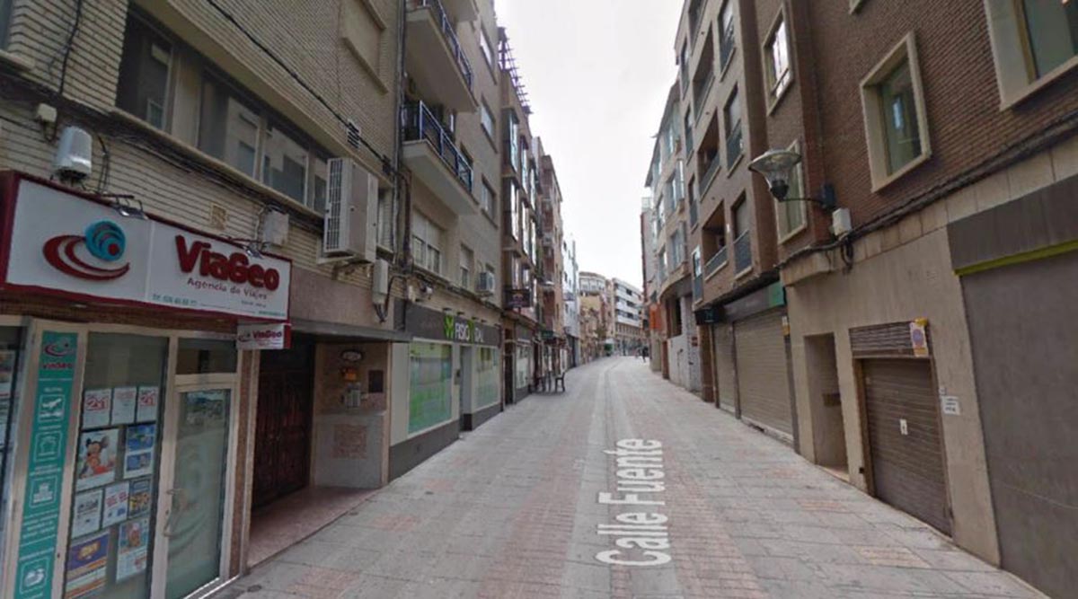 Calle La Fuente, donde se produjo el crimen machista en Puertollano