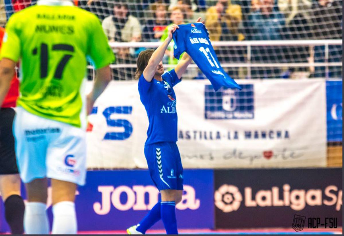 Manu García, en el empate casero del Viña Albali Valdepeñas