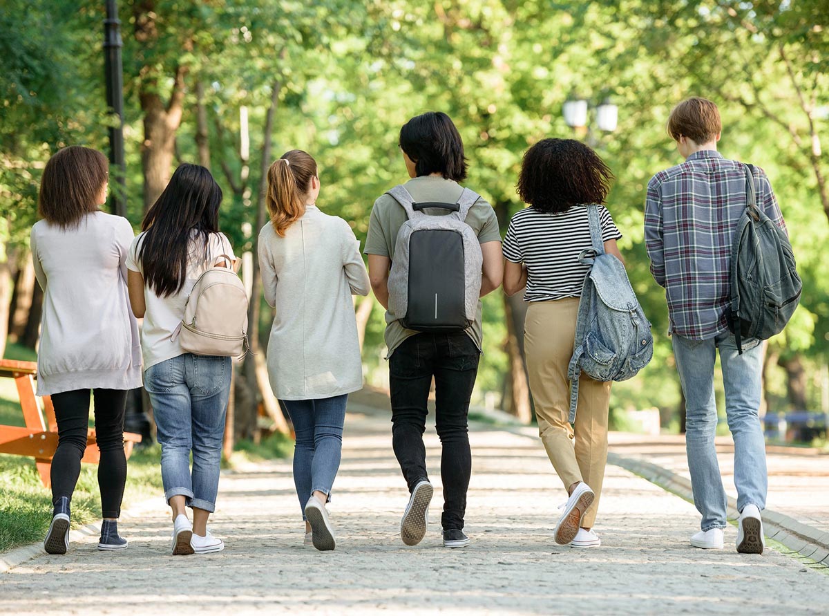 Docentes de apoyo educativo y contra el abandono escolar