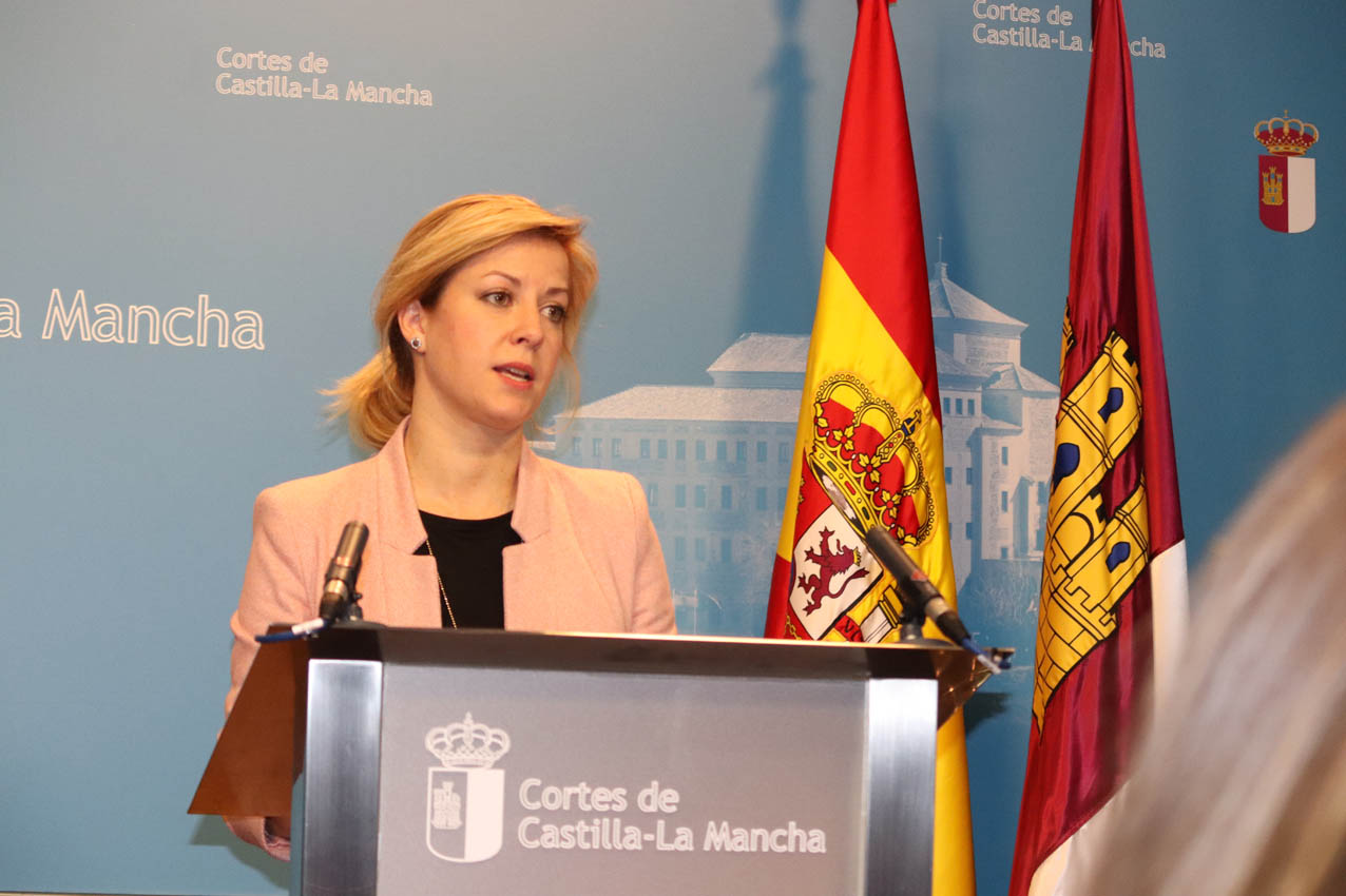 La portavoz del PSOE en las Cortes de CLM, Ana Isabel Abengózar.
