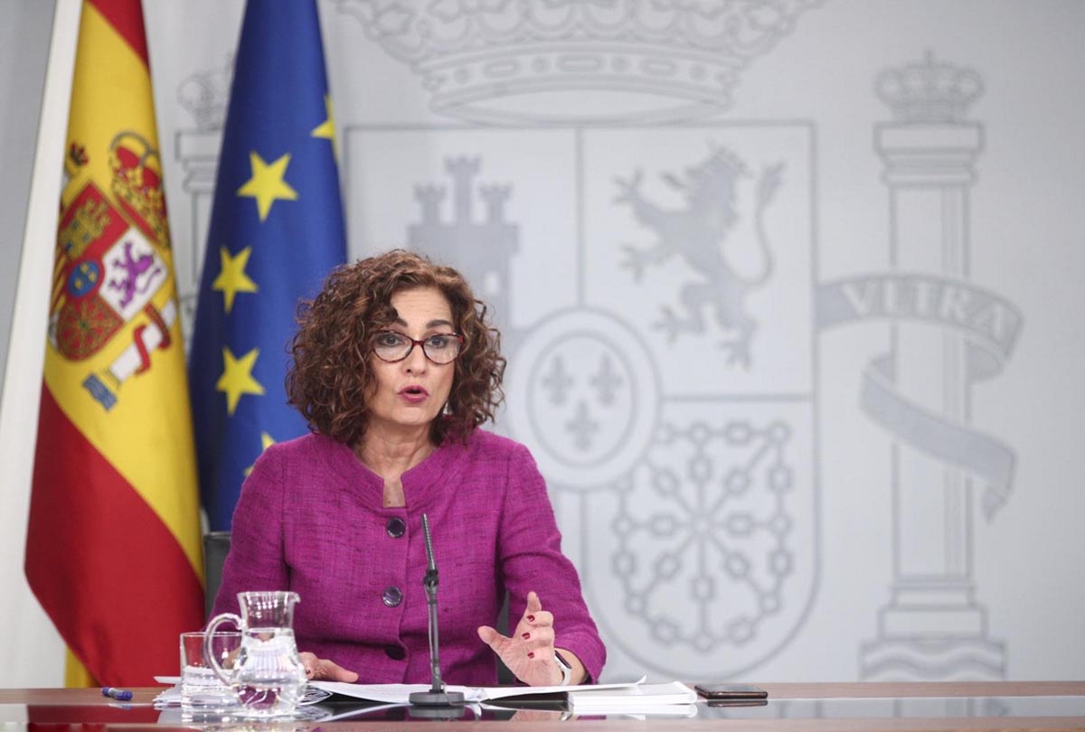 La ministra de Hacienda, María Jesús Montero, en la rueda de prensa tras el Consejo de Ministros